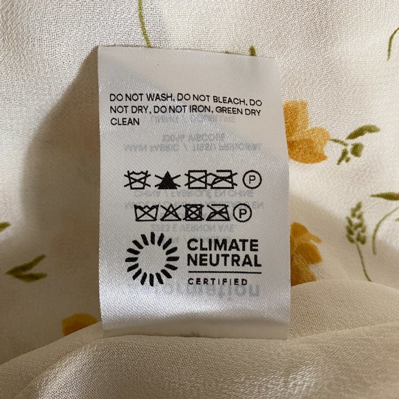 Reformation Juliette - Aries - Picture 13 of 14